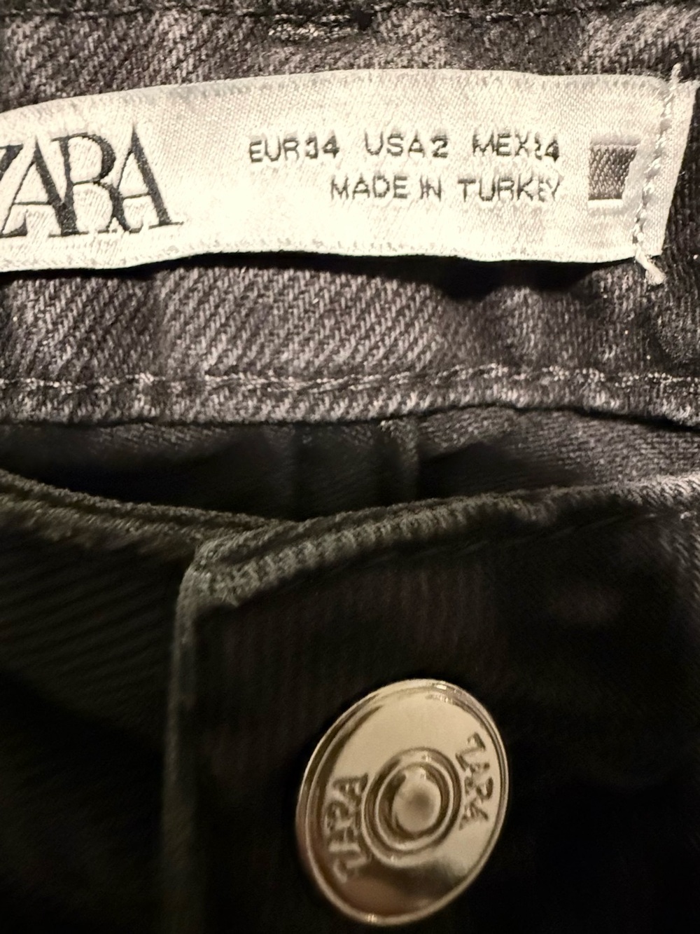 NWT Zara Black Straight-Leg Jeans - US Size 2